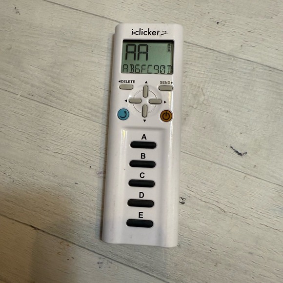 iClicker 2 student response remote - Picture 1 of 4